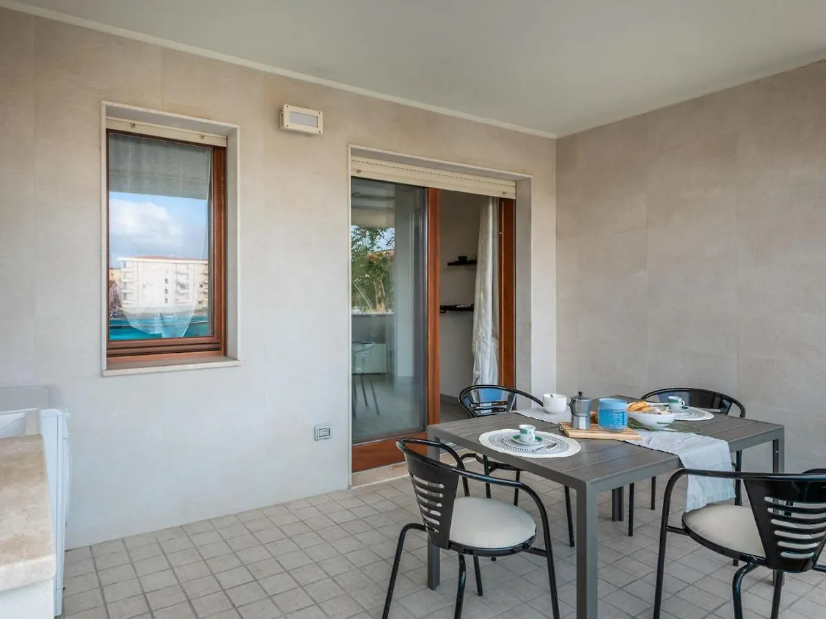 Apartment Casa Del Lido By Interhome Alghero